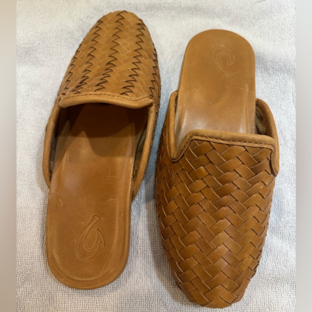 OluKai Brown Woven Leather Mules